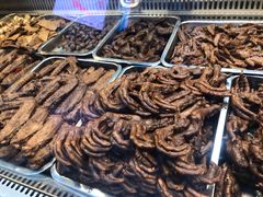 -张鸭子重庆特产卤味小吃(未来国际店)