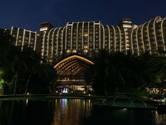 -三亚湾海居铂尔曼度假酒店