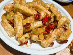 -95号酱骨·一块豆腐(展春园西路店)