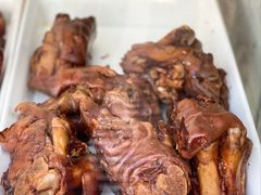 卤猪蹄-东四卤煮店(东四北大街店)