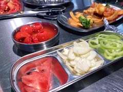 -马路牙子烧烤音乐酒馆(望京店)