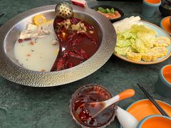 -麻田会 ·鲜活现烹·牛蛙火锅(珠江新城维家思广场店)