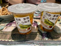 -刘姐啤酒鱼民族演艺餐厅(西街总店)
