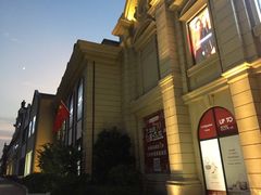 -王府井奥莱临潼小镇(临潼店)