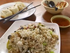 -舒蔡记生煎菜饭(云南中路店)