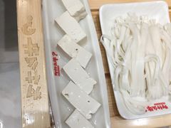 老豆腐-为什么牛潮汕牛肉火锅(万胜广场店)