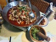 -昱龙大盆牛蛙馆(三兴街总店)