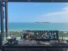 -瑰丽酒店·海吧·天际下午茶·现场DJ·天台酒吧