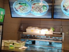 -蒙自源米线大王(东站店)