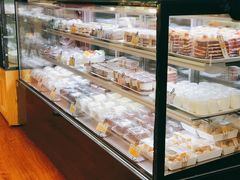 面包甜点陈列柜-新侨三宝乐面包店(崇文门店)