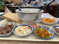 -陇兴楼(西安咸阳国际机场店)