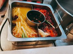 -雾都渣渣火锅(南城智汇城店)