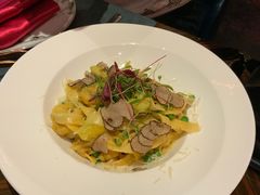 -YUE·6·西式融合餐厅(外滩六号店)