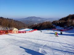 -亚布力新体委滑雪场