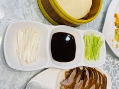 -六和聚传统烤鸭.天津菜(和平店)