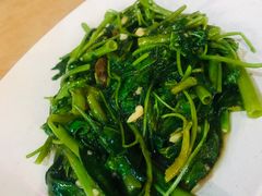 -大树下海鲜饭店