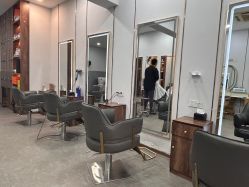 -艺格造型染发烫发