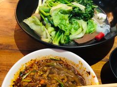 -万记麻辣烫国展总店