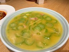 -渝信川菜 · 川味家常菜(财富购物中心店)