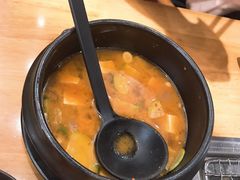 -肉甲韩国木炭烤肉(新壹街1店)