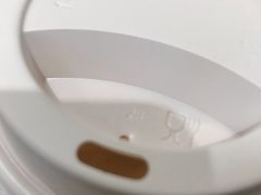 -星巴克臻选(盐城金鹰聚龙湖店)