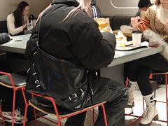 -麦当劳(中山公园龙之梦店)