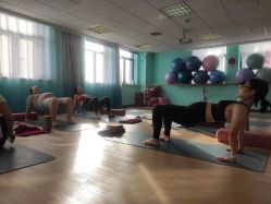 -爱尔乐美孕产瑜伽·普拉提