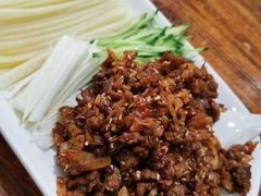 楼兰羊肉卷饼-清真新疆叶尔羌烤肉店(新香洲店)