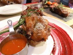 招牌脆皮烤春鸡-YUE·6·西式融合餐厅(外滩六号店)