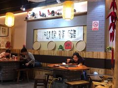 大堂-锅来乐地锅鸡(安亭店)