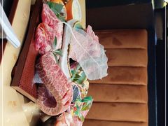 -铭牛烧肉·和牛海鲜自助(高新月牙湖店)