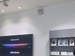-Apple授权专营店(宝山万达店)