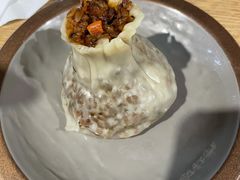 咸蛋黄大肉烧麦-样样体面(宝安支路店)