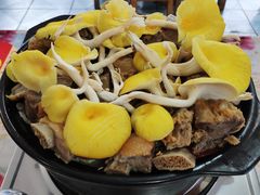 -钰洁腊排骨火锅