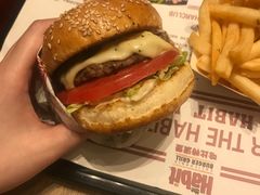 -The Habit Burger Grill 哈比特汉堡(爱琴海店)