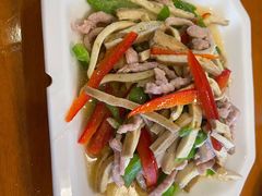 青椒豆腐干丝-牧羊餐厅