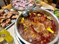 -肖肖酸萝卜鱼火锅(总店)