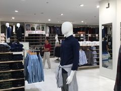 -优衣库(南京建邺万达广场店)