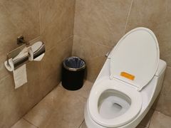 -秦皇国际大酒店健身中心