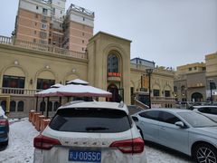 -牧场烧烤餐饮广场