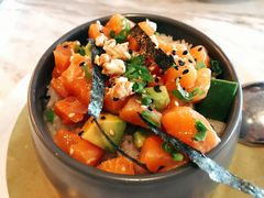鲑鱼牛油果夏威夷小碗饭-the rug 飞毯 (朝阳公园店)