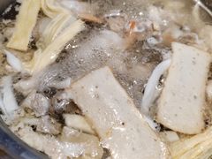 -喃喃椰·糟粕醋·椰子鸡火锅(七堡花园店)
