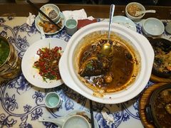 -卢大鲜鱼头捞饭(美利广场店)