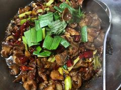 -临江餐馆二楼美食部落