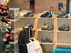 -绿壁虎攀岩基地(Tcar店)