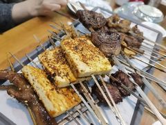 -亿牌牌东北烧烤(怀特店)
