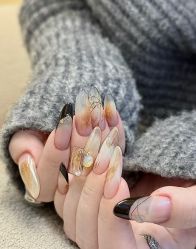 -阿噶西美甲美睫