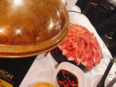 -鲜入围煮花胶鸡海鲜火锅