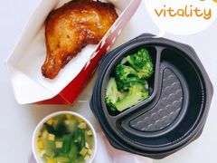 港式烧味脆皮大鸡腿饭-肯德基(诸城市柏斯奇店)