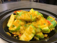 咸黄炒小瓜-芙蓉凰花园酒楼